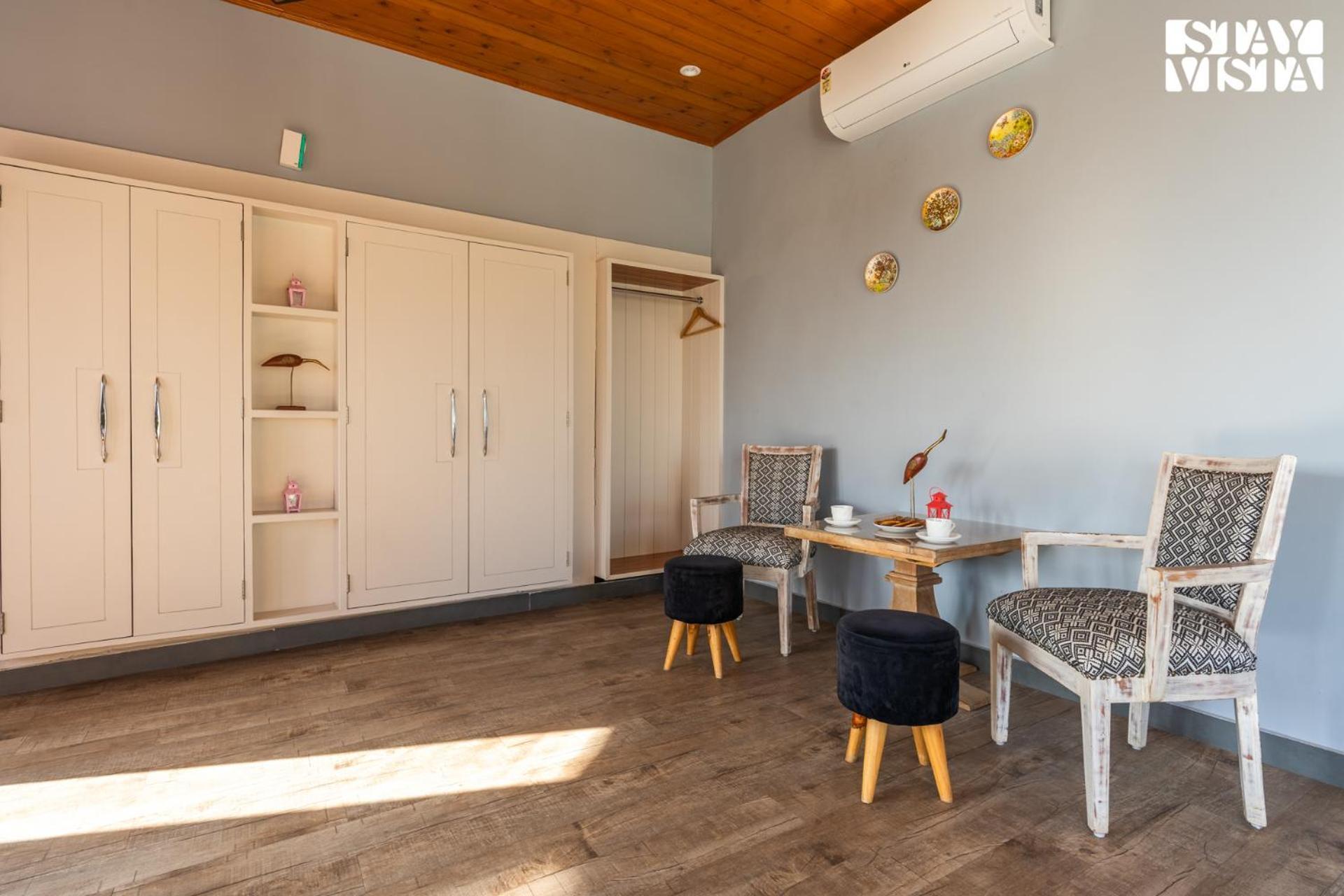 Stayvista At Serene With Outdoor Bonfire Barog 外观 照片