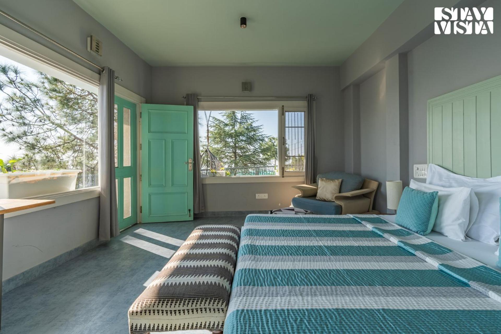 Stayvista At Serene With Outdoor Bonfire Barog 外观 照片